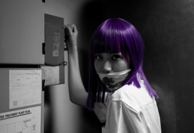 Trong tập phim của phần 2, Nanno thậm chí còn đeo khuyên tai, khuyên lưỡi, khiến thầy cô một phen khó xử.