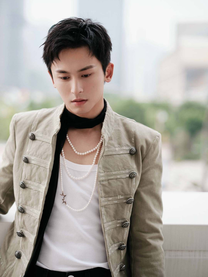 Trương Triết Hạn hát live một lèo bốn ca khúc, lập tức lên thẳng hot search Ảnh 9