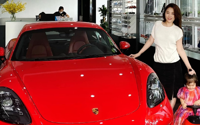 Hotmom Hằng Túi khiến cộng đồng mạng xuýt xoa khi vừa tậu 'xế hộp' bạc tỷ giữa mùa dịch Ảnh 2