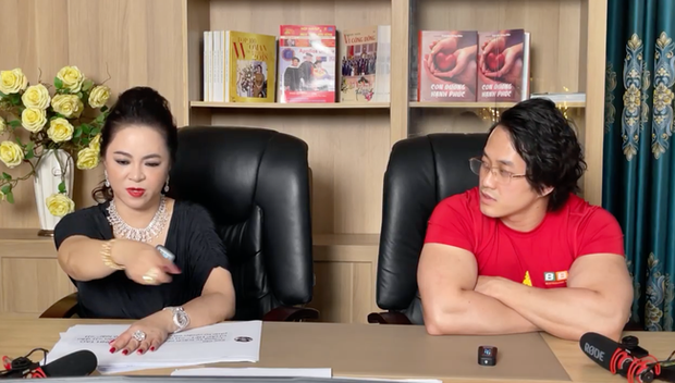 Bà Phương Hằng khiến dân tình 'choáng váng' khi tuyên bố sẽ thuê 20-30 luật sư kiện anti-fan Ảnh 6