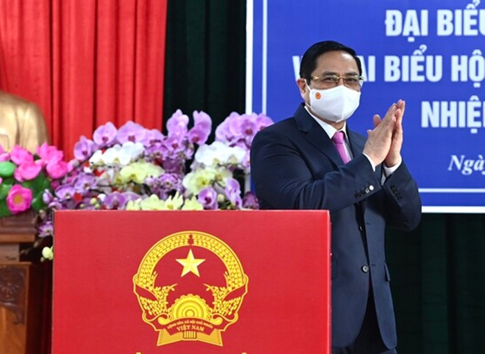 Thủ tướng chia sẻ cuộc bầu cử dân chủ, công khai, minh bạch, khách quan, công bằng là rất quan trọng để mỗi cử tri được thực hiện quyền và nghĩa vụ công dân của mình, chọn ra người đại biểu xứng đáng nhất vào cơ quan quyền lực cao nhất. Ảnh: Thuận Thắng.