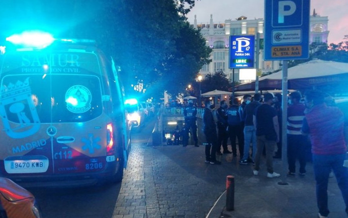 Ăn mừng Atletico Madrid vô địch La Liga, fan 14 tuổi thiệt mạng thương tâm Ảnh 2