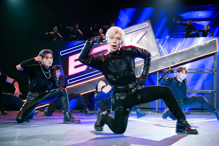 Gây 'bão' trong tập 1 The Heroes, dân mạng 'lùng sục info' producer Ninja Z, tiết lộ của Erik mới bất ngờ Ảnh 4