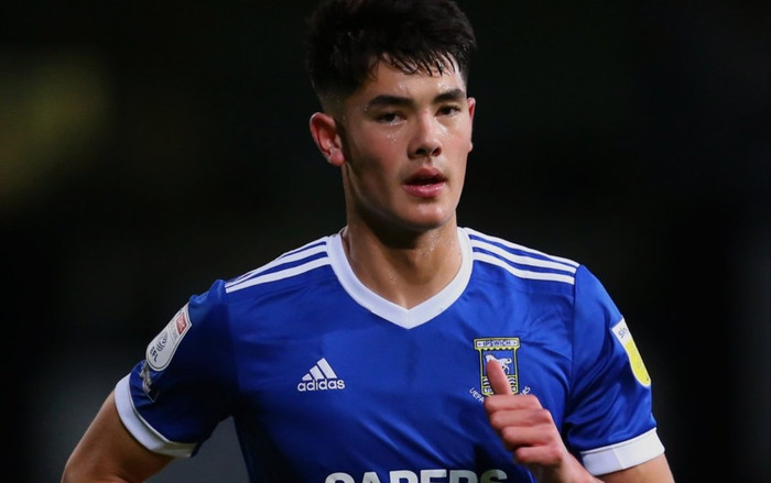 Trung vệ thi đấu ở Anh rút khỏi tuyển Indonesia ở vòng loại World Cup 2022 Ảnh 2