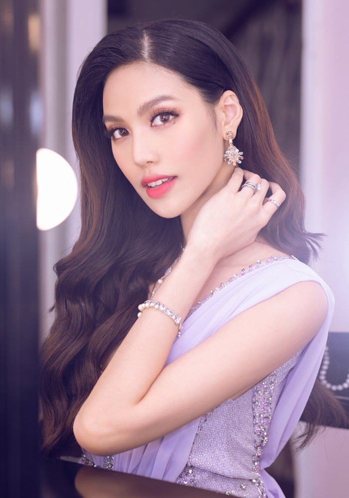 Khánh Vân lọt Top 21 Miss Universe - Lan Khuê Top 11 Miss World: Fan đừng quá khắt khe về giải VOTE? Ảnh 7