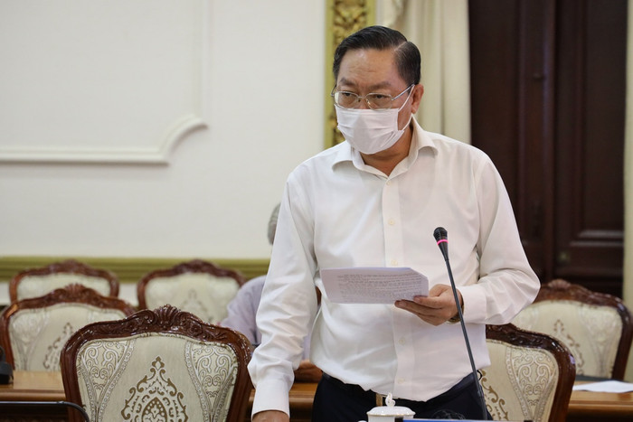 Giám đốc Sở Y tế Nguyễn Tấn Bỉnh. Ảnh: Zing