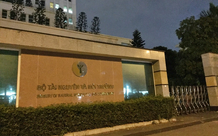 Bộ Tài nguyên – Môi trường yêu cầu nhân viên không ra khỏi cơ quan sau khi phát hiện ca nghi mắc Covid-19 Ảnh 2