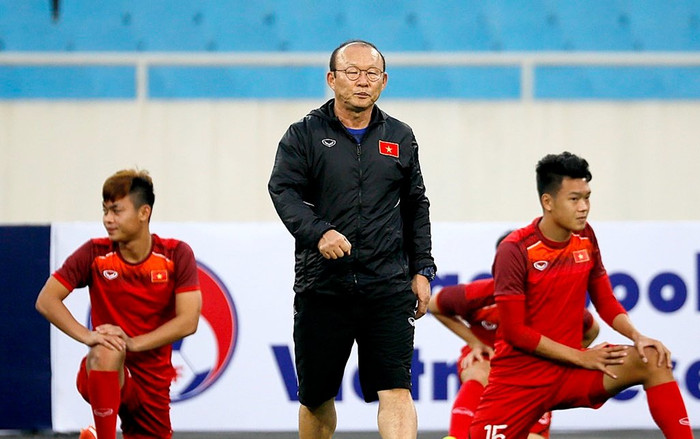 Công Phượng ghi 2 bàn, HLV Park Hang Seo loại 10 cầu thủ trước ngày đi UAE Ảnh 2