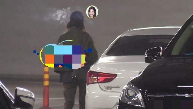 Hàng chục tỷ cổ phiếu bị đóng băng cùng nghi vấn ly hôn chồng đại gia, Triệu Vy bình thản tụ họp bạn bè Ảnh 4