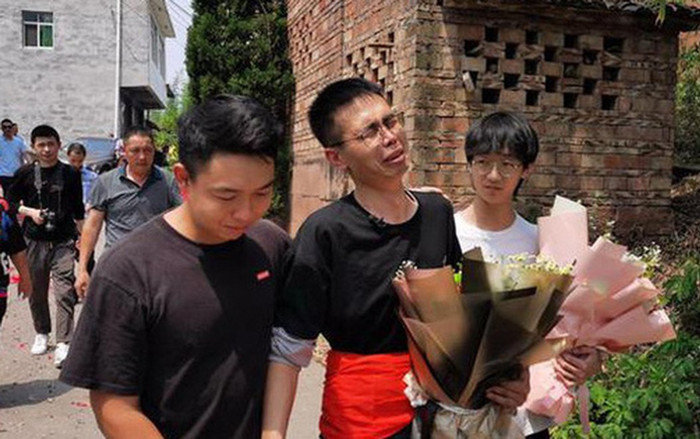 Ngỡ được đoàn tụ gia đình sau hơn 20 năm bị bắt cóc, chàng trai sững sờ khi biết sự thật vào 7 năm sau Ảnh 2