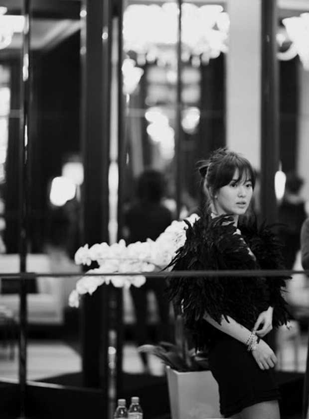 Song Hye Kyo luôn xuất hiện với vẻ đẹp mong manh, dịu dàng mỗi khi tham dự sự kiện