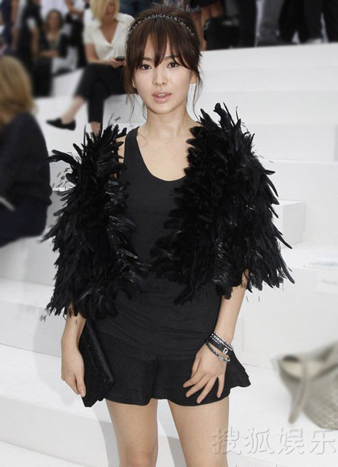 Sở hữu vẻ ngoài xinh đẹp, Song Hye Kyo được xem là 'tượng đài nhan sắc' của xứ Hàn