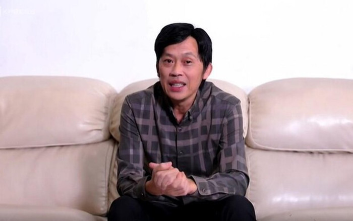 Nghệ sĩ Hoài Linh mới đây đã lên tiếng về số tiền 14 tỷ ủng hộ đồng bào lũ lụt miền Trung vẫn còn nằm trong tài khoản ngân hàng của anh?