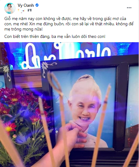 Giữa lùm xùm với bà Phương Hằng, Vy Oanh nghẹn ngào nhắn nhủ người mẹ quá cố: 'Xin mẹ đừng buồn con'.