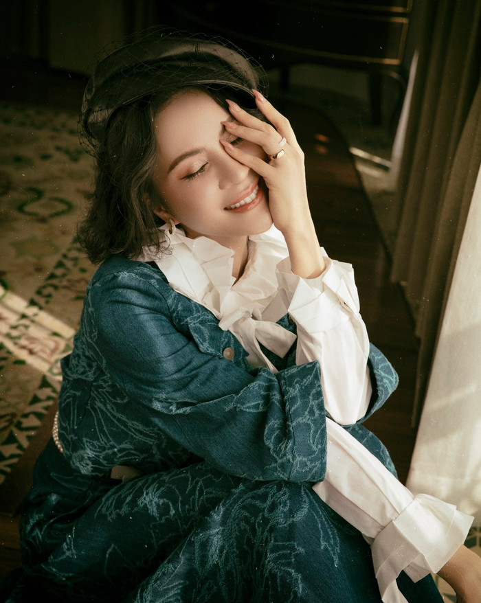 Những 'bóng hồng màn ảnh' của Chi Bảo: Người vụt sáng thành ngọc nữ, người lui lại phía sau ánh hào quang Ảnh 13