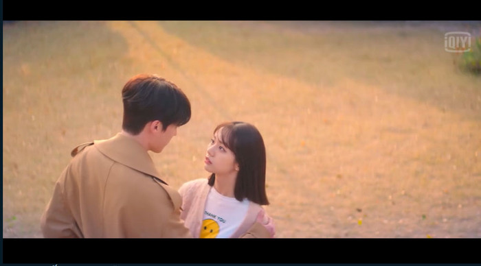 Chỉ khi Hồ ly chạm vào cô cơn đau mới biến mất và cô sẽ chết trong vòng 1 năm