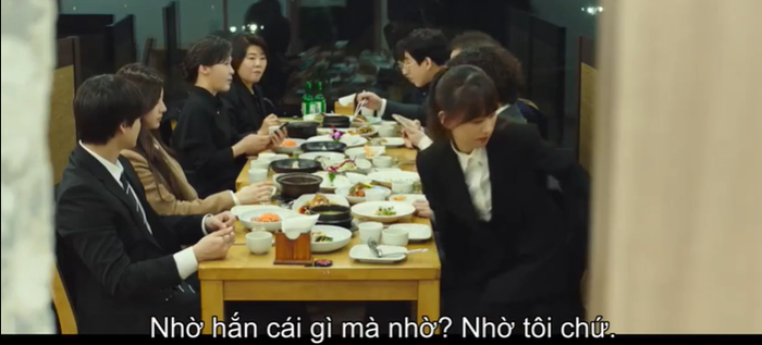 'Law School': Hung thủ giết giáo sư Seo chính thức lộ diện, Kim Bum ngỏ lời yêu ngay giữa phiên tòa Ảnh 6