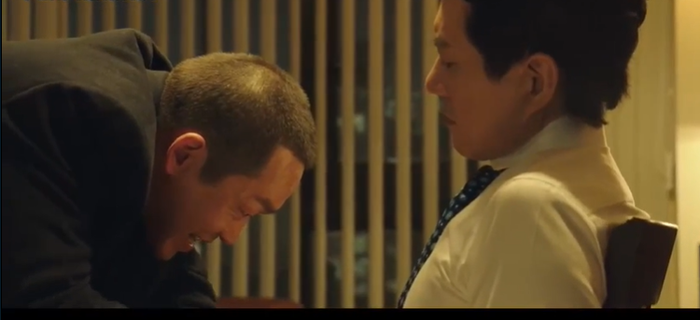 'Law School': Hung thủ giết giáo sư Seo chính thức lộ diện, Kim Bum ngỏ lời yêu ngay giữa phiên tòa Ảnh 15