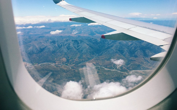 Vì sao máy bay không bao giờ có cửa sổ hình vuông? Ảnh 2