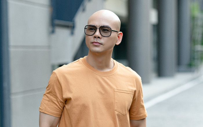 Phan Đinh Tùng 'tay trong tay' với tình yêu nhỏ, tiết lộ điều khiến mình hạnh phúc nhất ở tuổi 46 Ảnh 2