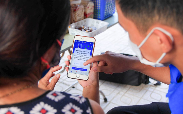 Bộ Y tế đề nghị xử phạt người có smartphone nhưng không cài ứng dụng phòng dịch COVID-19 Ảnh 2