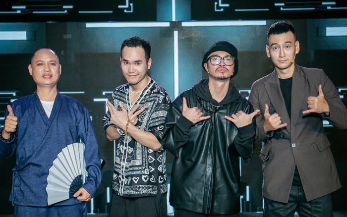 Giữ vững phong độ, The Heroes tiếp tục 'gây bão' mạng xã hội, 'công phá' top trending YouTube Ảnh 2