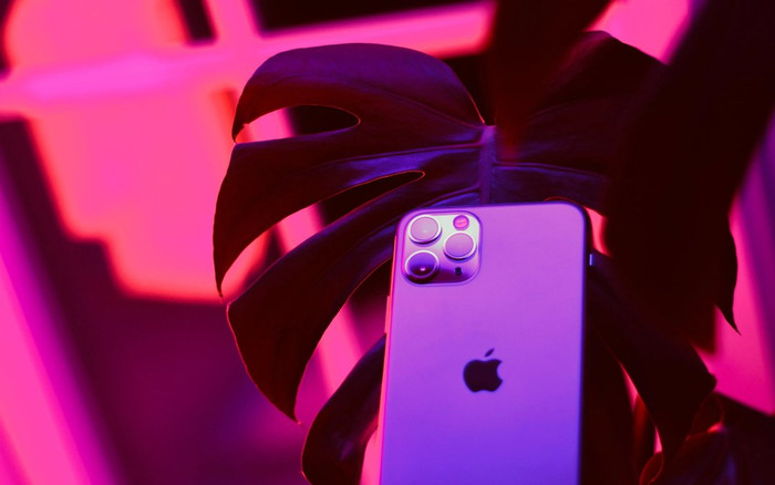 Có nên mua iPhone 12 lúc này hay chờ iPhone 13 ra mắt? Ảnh 2