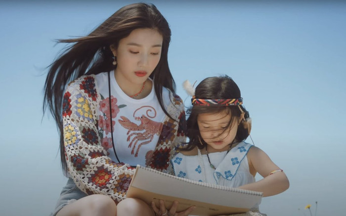 Có gì trong album đầu tay của Joy (Red Velvet)? Ảnh 2