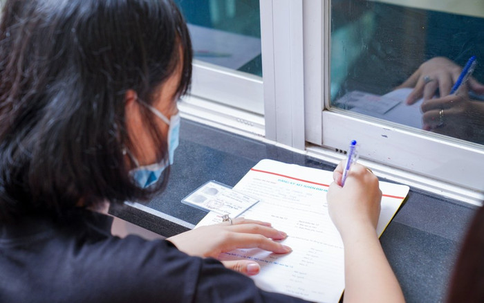 Hai Đại học đầu tiên tại TP.HCM công bố điểm trúng tuyển theo phương thức xét tuyển học bạ Ảnh 2