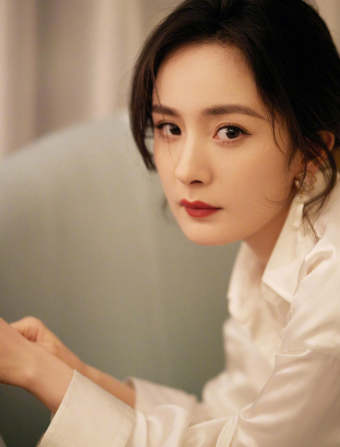 Nhan sắc của nữ diễn viên U30 vẫn luôn trẻ đẹp không kém cạnh các đàn em