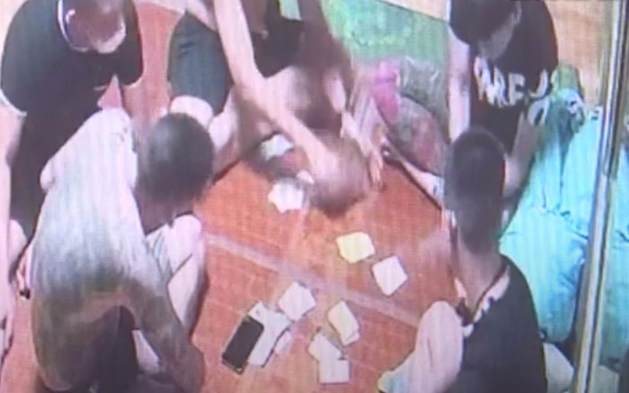 Bắc Ninh: Xử phạt 205 triệu đồng với nhóm tụ tập đánh bạc, ăn nhậu ở quán game Ảnh 2