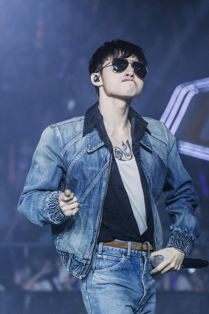 Fan rần rần khi Sơn Tùng khoe loạt ảnh 'mlem' chưa từng được công bố trên Tik Tok