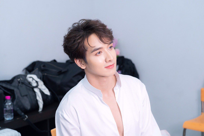 5 nam diễn viên trẻ đang lên của TV3 Thái Lan: 'Gà mới' Gulf Kanawut hứa hẹn mang đến nhiều điều bất ngờ Ảnh 12