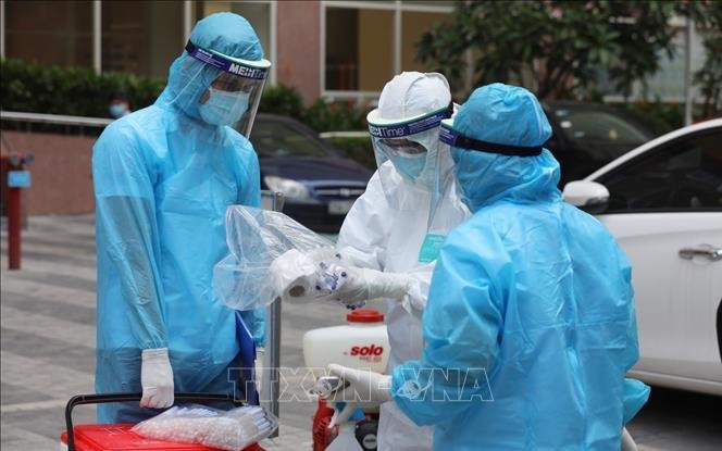 Xúc động chuyện con được cấp học bổng, bố dùng tiền học phí 100 triệu gửi vào quỹ Vaccine phòng Covid-19 Ảnh 2