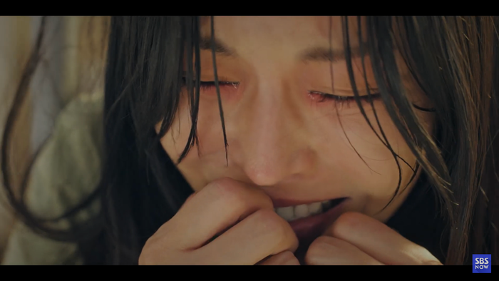 'Penthouse 3': Yoon Hee cặp kè Dượng Tae, Shim Su Ryeon đã chết? - Đừng thấy hoa nở mà ngỡ xuân về! Ảnh 12