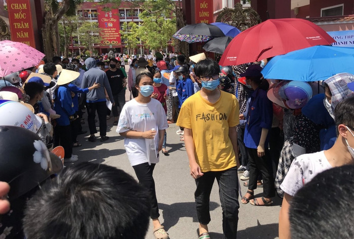 Ngày 3/6 vừa qua, học sinh Nghệ An đã hoàn thành hai môn thi Ngữ văn và Tiếng Anh trong kỳ thi tuyển sinh vào lớp 10