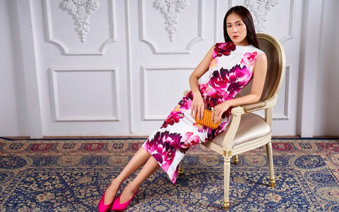 Những gợi ý diện đồ công sở ngày hè rực sắc màu mà không kém phần thanh lịch Ảnh 2