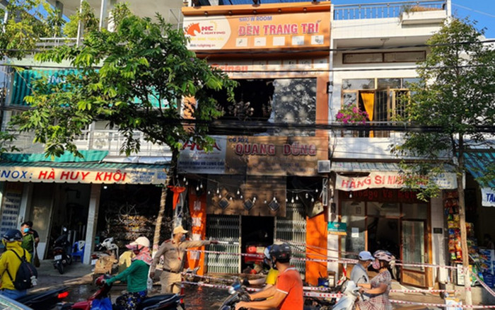 Vụ cháy khiến 4 người tử vong: Xót xa cuộc điện thoại cuối cùng 'Ba ơi, qua cứu chúng con với...' Ảnh 2