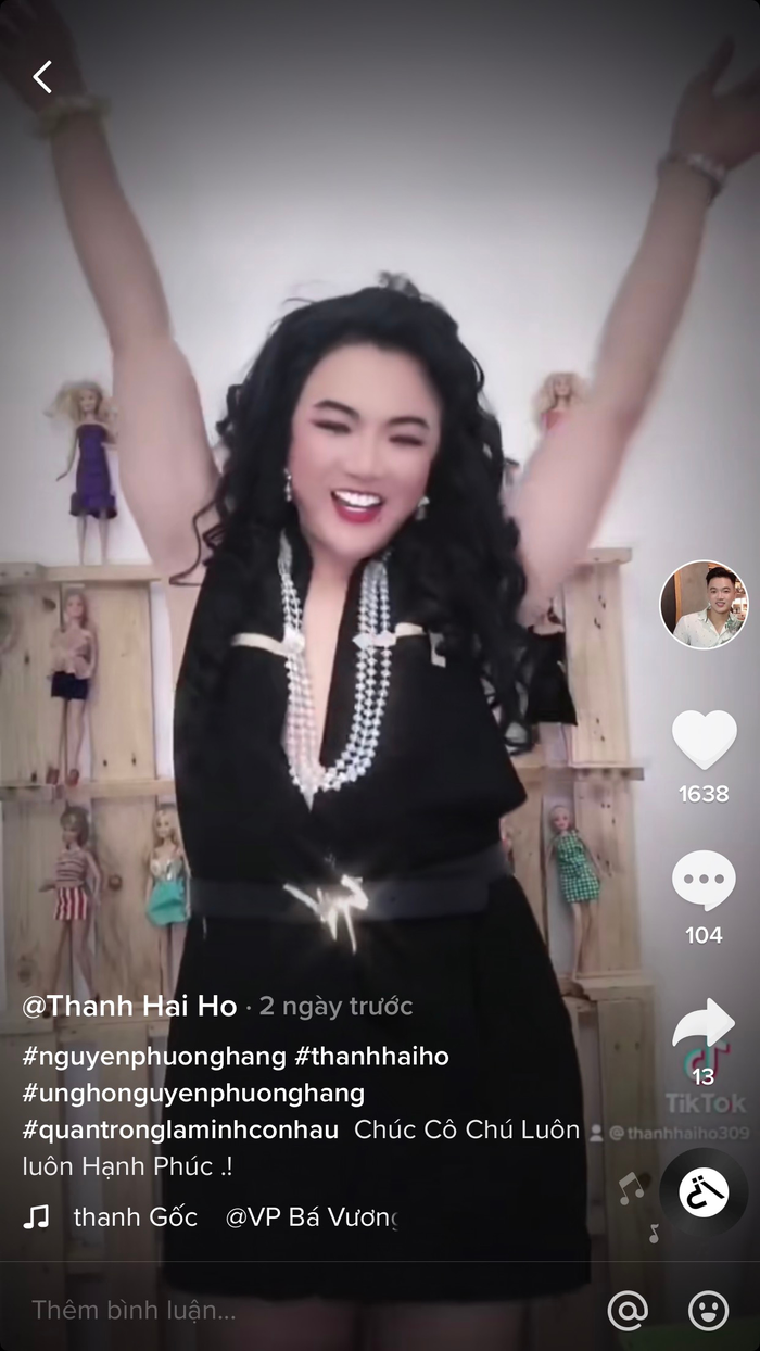 Trong clip gần đây, 'cô Phương Hằng pha ke' còn nhún nhảy trên nền nhạc siêu hot của The Heroes 2021.