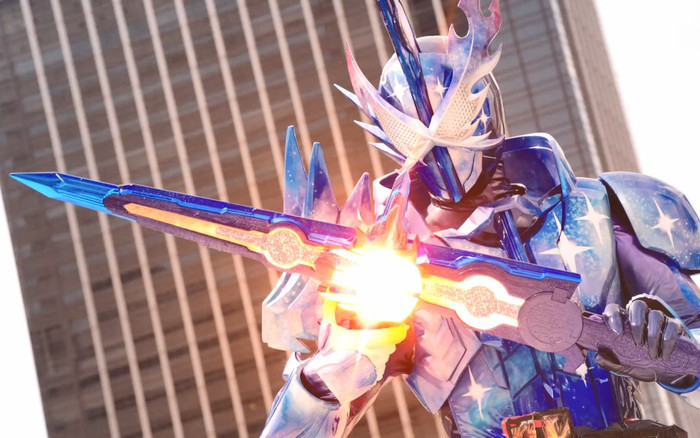 'Kamen Rider Saber': Thánh kiếm thay đổi thực tại được khai sinh Ảnh 2