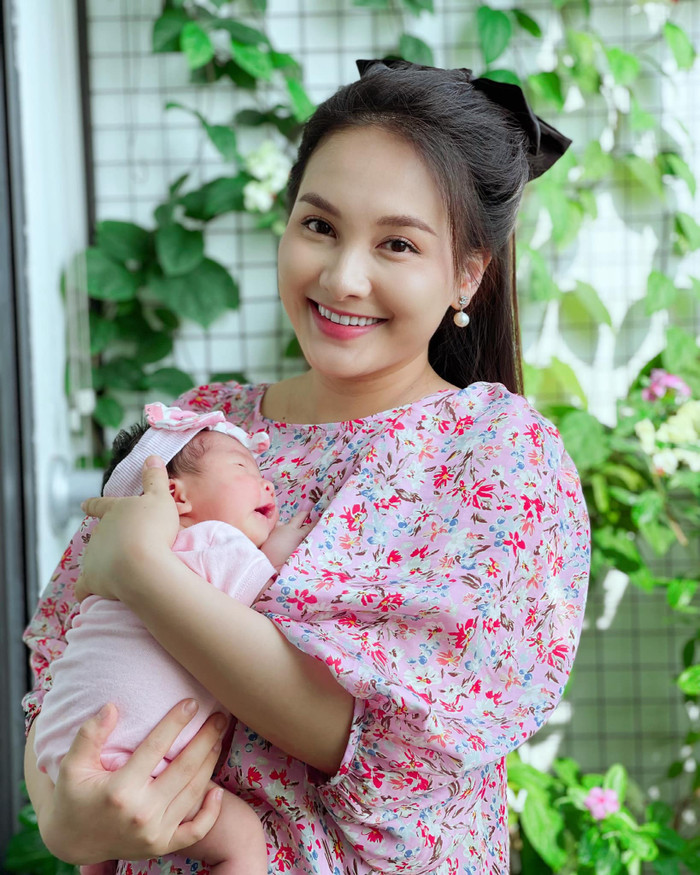 Bức ảnh nhanh chóng thu về hàng chục ngàn lượt yêu thích bởi hai mẹ con Bảo Thanh quá ngọt ngào