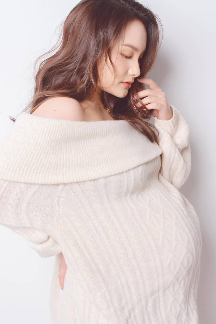 Ở những tháng cuối của thai kỳ, nữ diễn viên vẫn luôn căng tràn năng lượng