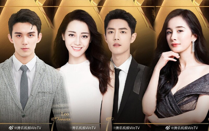 Thảm đỏ Thập Quang thịnh điển: Dương Mịch hóa thiên nga đen, Lưu Diệc Phi trở lại phong cách quen thuộc Ảnh 1