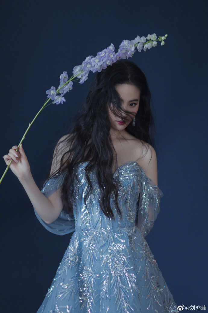 Vẻ đẹp thần tiên của Lưu Diệc Phi bị Cnet chế nhạo là lừa đảo vì ảnh thật khác xa với lời ca tụng từ fan Ảnh 6