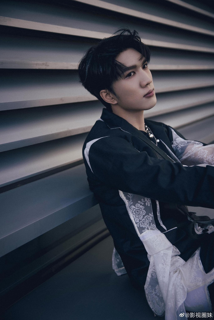 Trước sức ép tấn công của fan Tiêu Chiến, Hàn Bội Tuyền chỉ làm MC được 5 phút rồi 'bay màu' mất tăm Ảnh 10