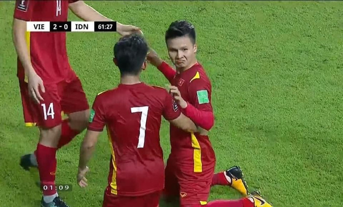 Quang Hải ghi bàn nâng tỷ số lên 2 - 0... (Ảnh chụp màn hình)