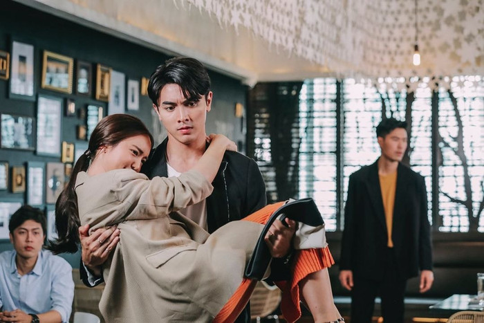 'Praomook' duy trì xu hướng tốt sau mỗi tập phát sóng, cặp tri kỉ Pon Bua nói gì về phản hồi của phim? Ảnh 10