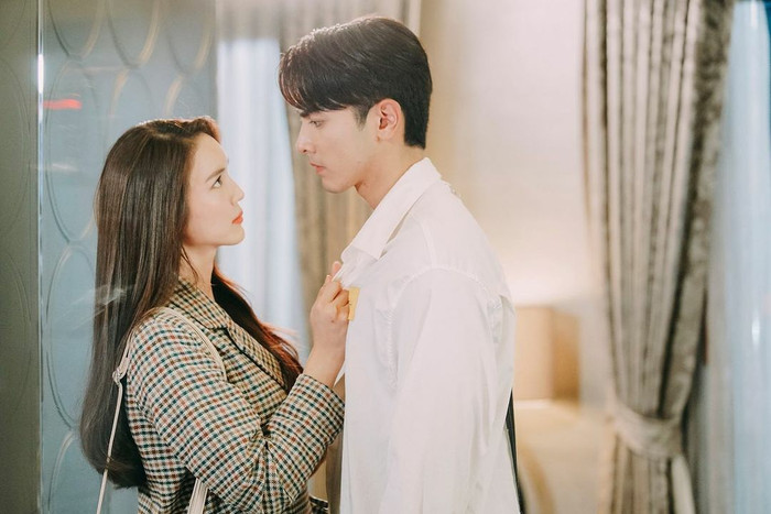 'Praomook' duy trì xu hướng tốt sau mỗi tập phát sóng, cặp tri kỉ Pon Bua nói gì về phản hồi của phim? Ảnh 5