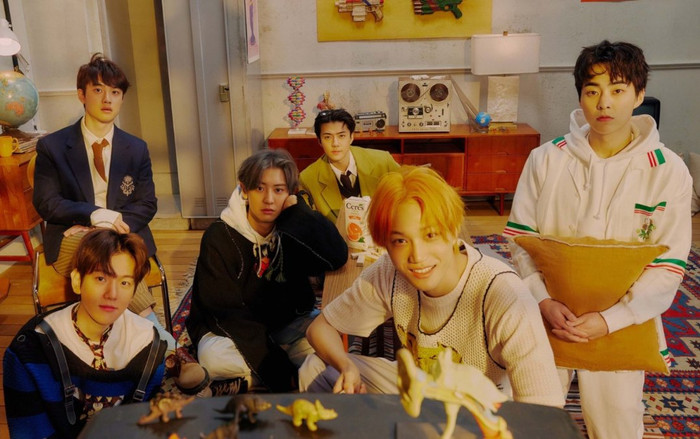 Vượt qua 'người anh' Tempo, Don't Fight The Feeling xác lập kỷ lục mới cho EXO Ảnh 2