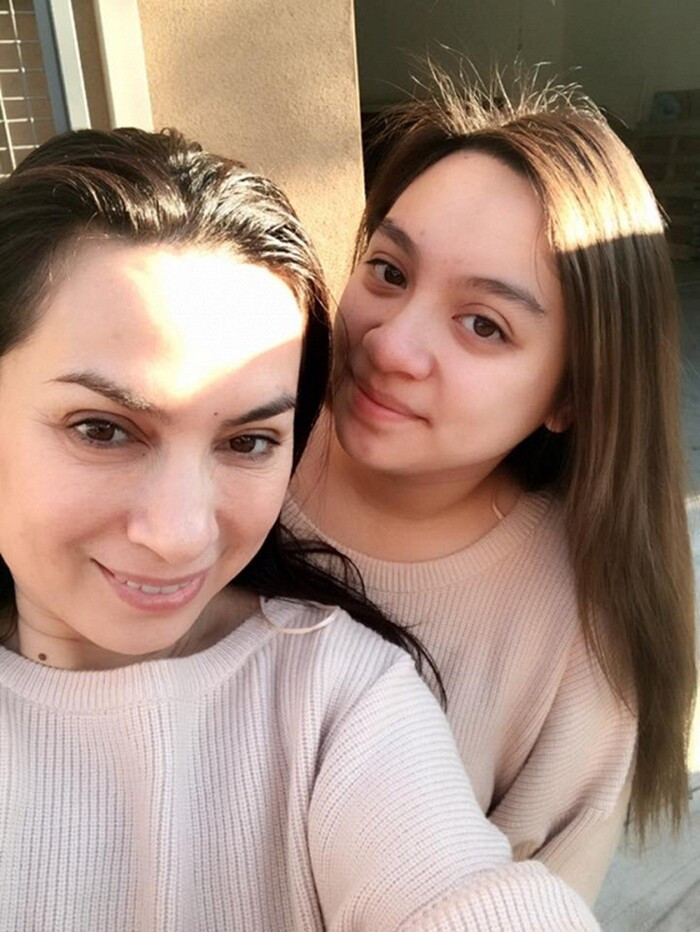 Phi Nhung và con gái Wendy.